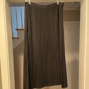 Babaton MIDI Skirt